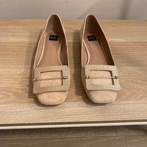 ZAC Zac Posen Cream and Tan Flats with Decorative Strap